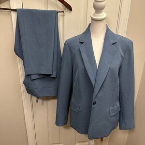 Kasper Crepe Suit Blue Heron